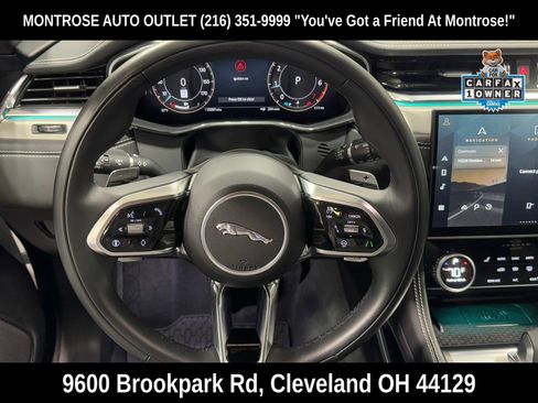 Used 2025 Jaguar F-PACE R-Dynamic S image 17