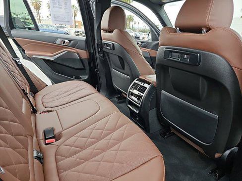 Used 2023 BMW X5 xDrive45e w/ Climate Comfort Package image 11