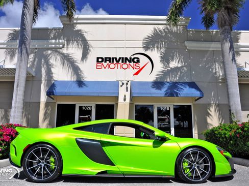 Used 2016 McLaren 675LT Coupe image 18