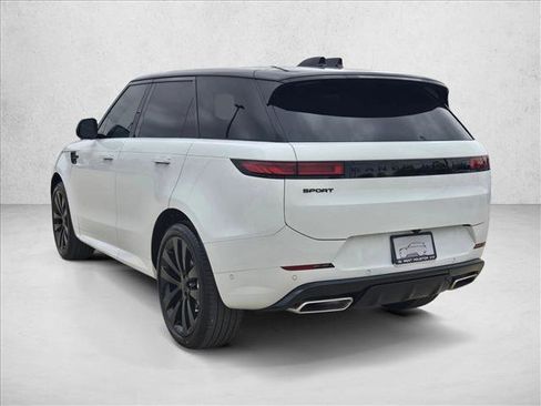 New 2026 Land Rover Range Rover Sport Dynamic SE image 9