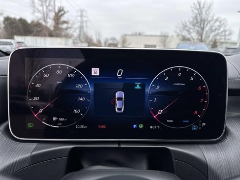 Used 2025 Mercedes-Benz CLE 300 4MATIC Coupe image 24