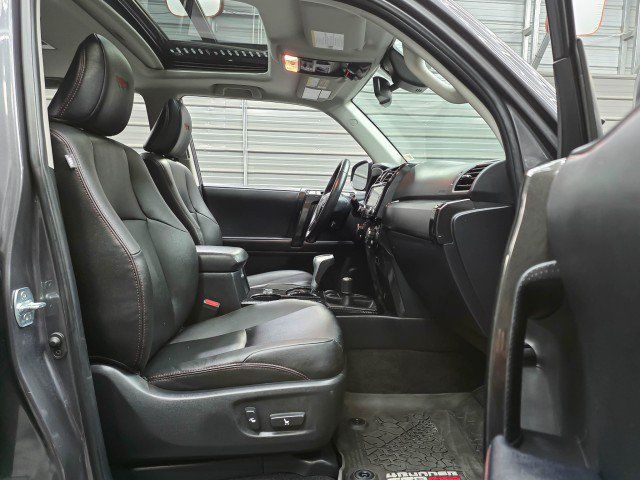 Used 2021 Toyota 4Runner TRD Off-Road Premium w/ Moonroof Package AWD/4WD image 15