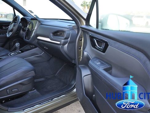 Used 2025 Subaru Forester Limited AWD/4WD image 16