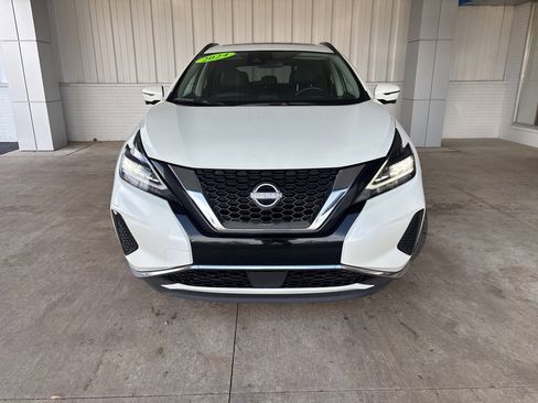 Used 2024 Nissan Murano SV image 2
