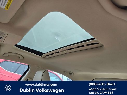 Used 2018 Volkswagen Passat 2.0T SE image 19