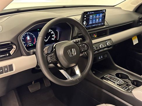 New 2025 Honda Pilot EX-L image 19