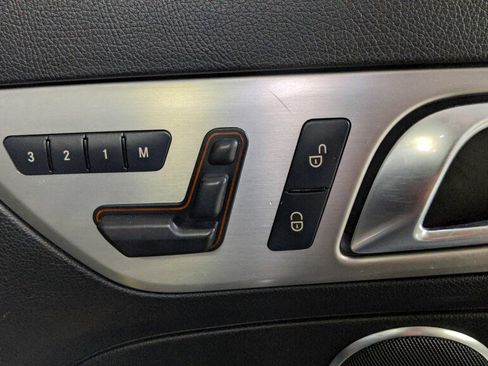 Used 2012 Mercedes-Benz SLK 350 image 26