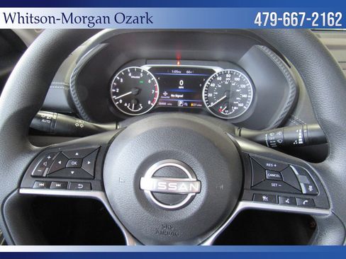 Used 2025 Nissan Sentra SV w/ Trunk Package FWD image 33