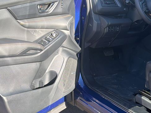 New 2026 Subaru Ascent Limited Bronze image 23