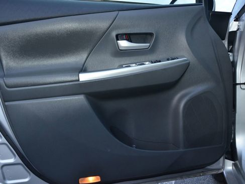 Used 2013 Toyota Prius V Three image 52