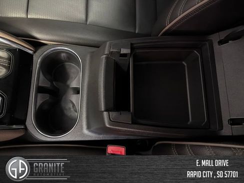 Used 2023 GMC Canyon Denali AWD/4WD image 26