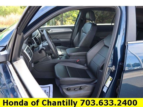 Used 2021 Volkswagen Atlas Cross Sport SE image 26