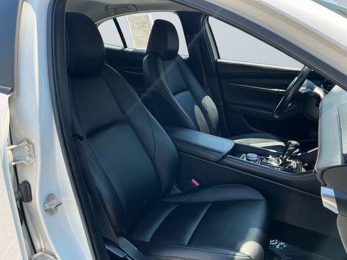 Used 2025 MAZDA MAZDA3 s FWD image 16