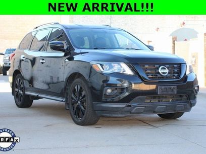 Used 2018 Nissan Pathfinder SL w/ Midnight Edition Package