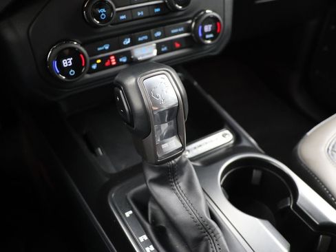 Used 2025 Ford Bronco Outer Banks image 23