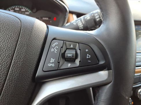 Used 2018 Chevrolet Trax Premier image 14