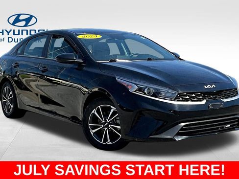 Used 2024 Kia Forte LXS FWD image 3