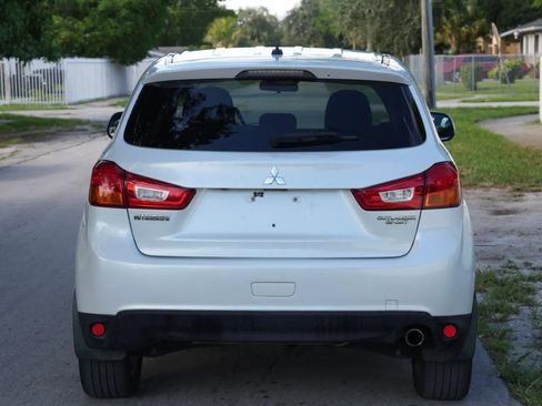 Used 2015 Mitsubishi Outlander Sport SE AWD/4WD image 7
