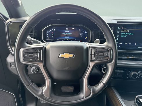 Used 2023 Chevrolet Silverado 1500 High Country AWD/4WD image 9