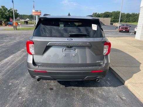 Used 2021 Ford Explorer XLT w/ Equipment Group 202A AWD/4WD image 6