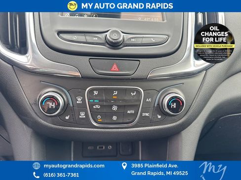 Used 2019 Chevrolet Equinox LT w/ Driver Convenience Package FWD image 20