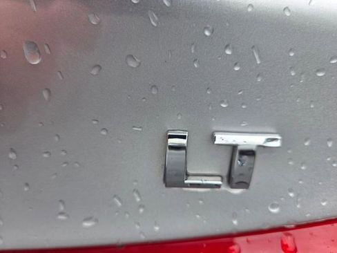 Used 2017 Chevrolet Malibu LT w/ Leather Package image 23