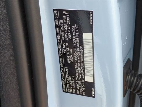 Used 2026 Volvo XC40 B5 Plus w/ Protection Package Premier image 34