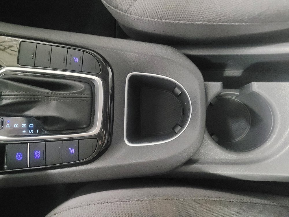 Used 2020 Hyundai Ioniq SEL FWD image 26