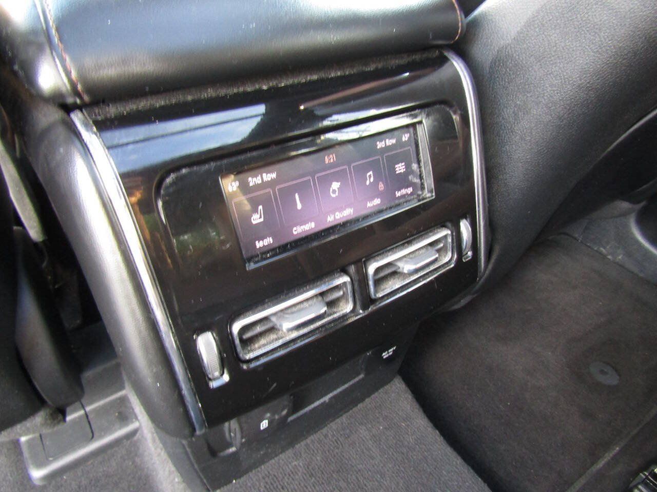Used 2023 Lincoln Aviator Reserve w/ Equipment Group 201A AWD/4WD image 22