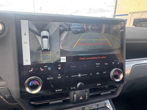 Used 2024 Lexus GX 550 AWD/4WD image 21