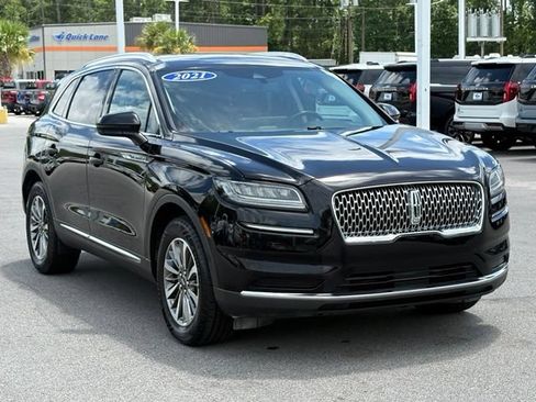 Used 2021 Lincoln Nautilus FWD w/ Equipment Group 101A image 7