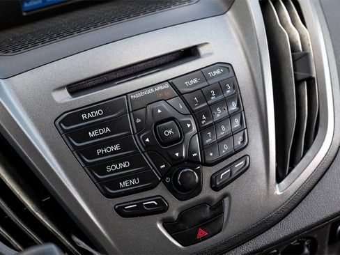 Used 2019 Ford Transit 250 130 Low Roof image 23