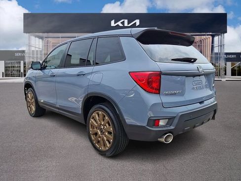 Used 2023 Honda Passport EX-L image 4
