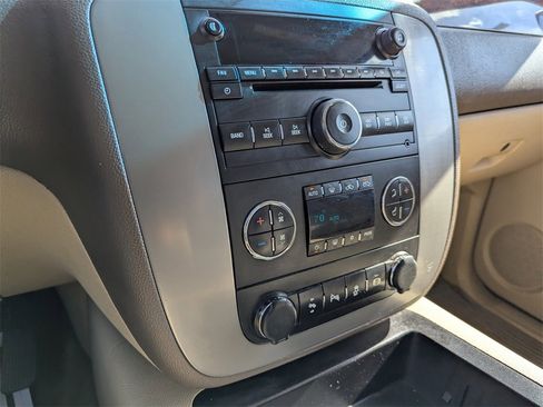 Used 2013 GMC Sierra 2500 SLT w/ SLT Convenience Package image 23