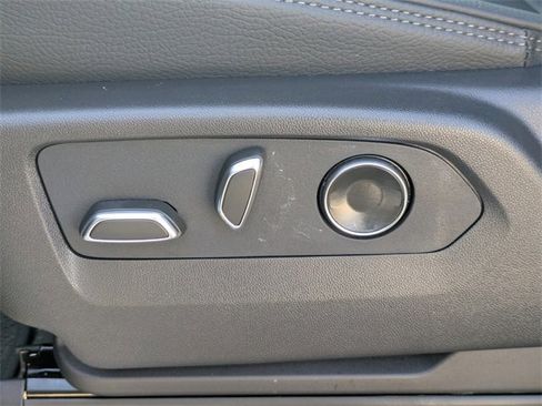 New 2026 GMC Sierra 3500 Denali w/ Denali Reserve Package image 19