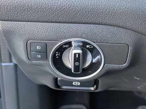 Used 2016 Mercedes-Benz GLA 250 4MATIC image 36