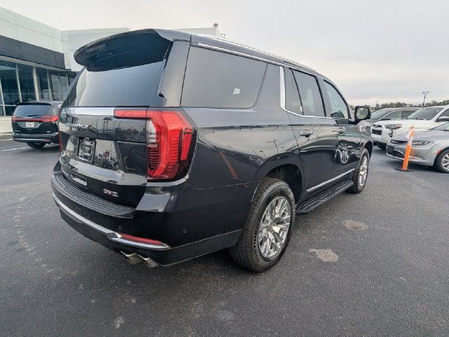 Used 2025 GMC Yukon Denali AWD/4WD image 4