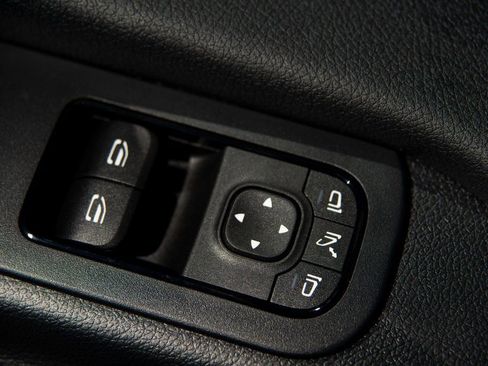 Used 2024 Mercedes-Benz Sprinter 144 Cargo image 23