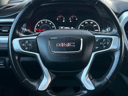 Used 2019 GMC Acadia SLE image 22