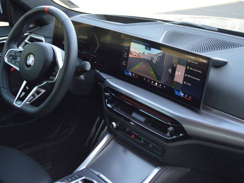 Used 2026 BMW M440i Coupe w/ Premium Package RWD image 32