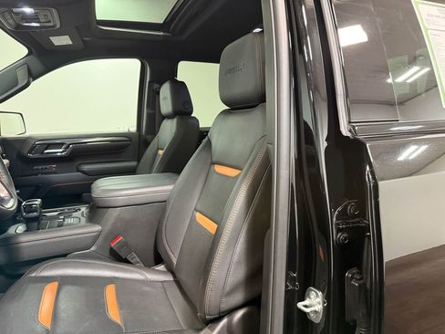 Used 2024 GMC Sierra 1500 AT4 w/ Technology Package AWD/4WD image 59