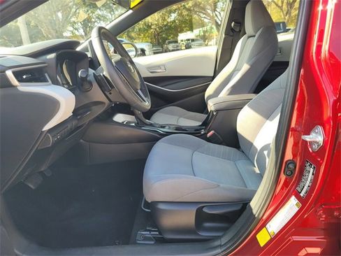 Used 2022 Toyota Corolla SE image 11