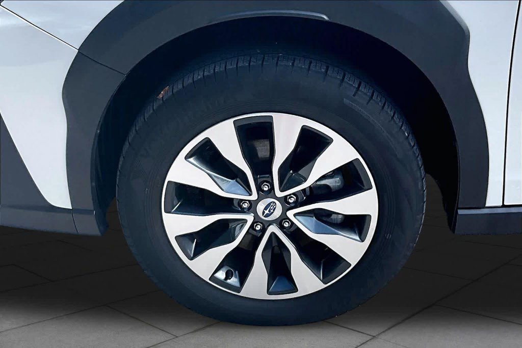 Used 2023 Subaru Outback Limited AWD/4WD image 10