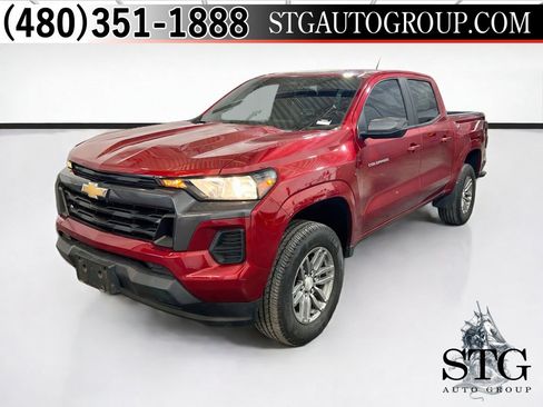 Used 2024 Chevrolet Colorado LT RWD image 1