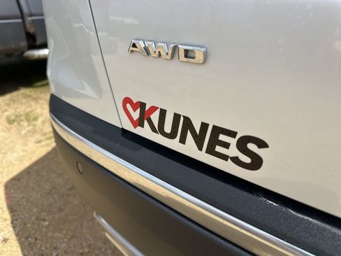 Used 2021 Cadillac XT5 Premium Luxury image 10