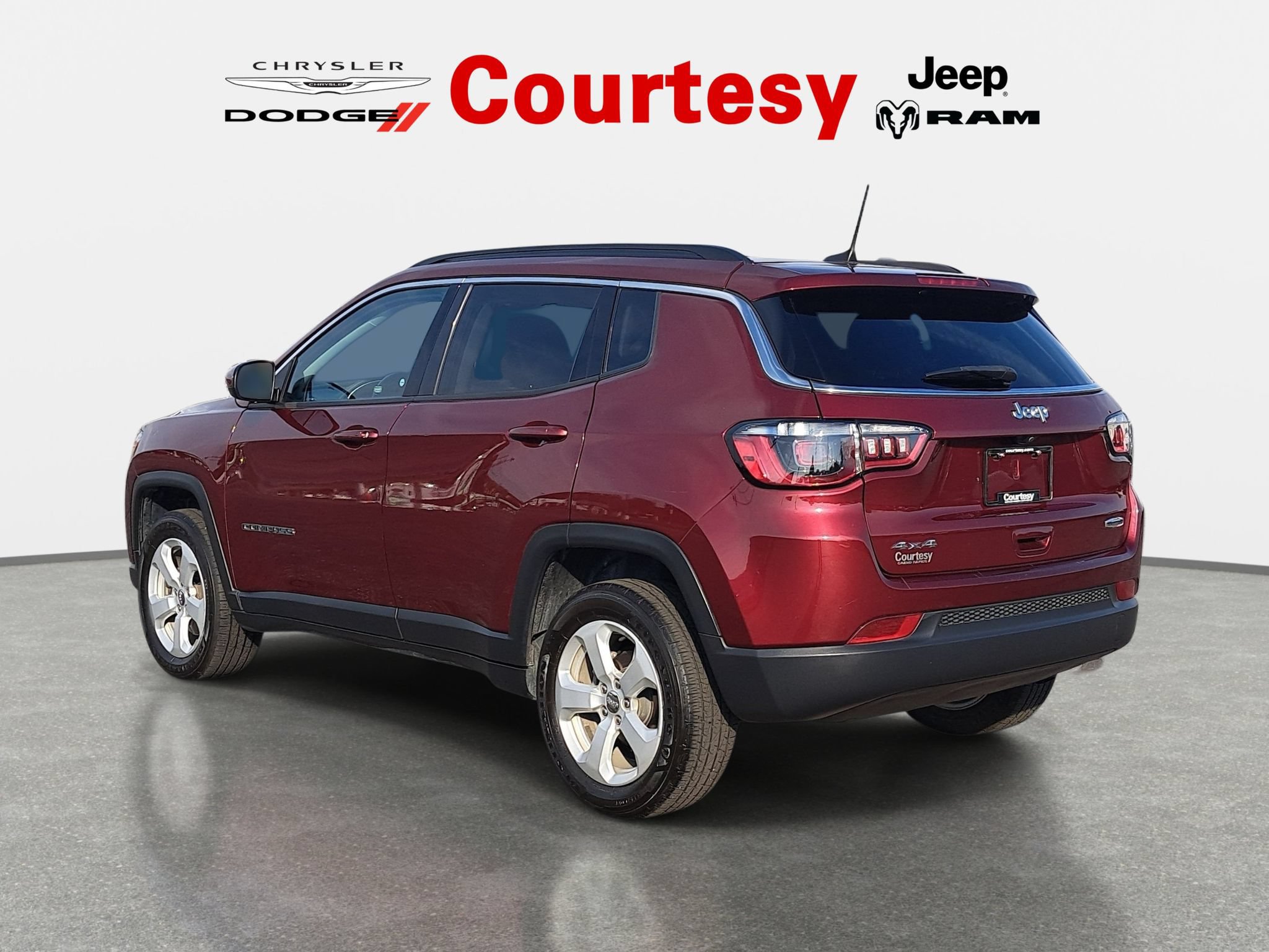 Used 2021 Jeep Compass Latitude w/ Convenience Group AWD/4WD image 6