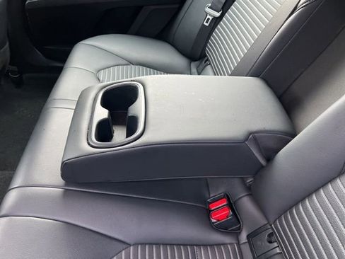 Used 2024 Toyota Camry SE image 45