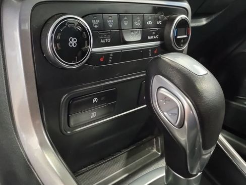 Used 2019 Ford EcoSport SE AWD/4WD image 24