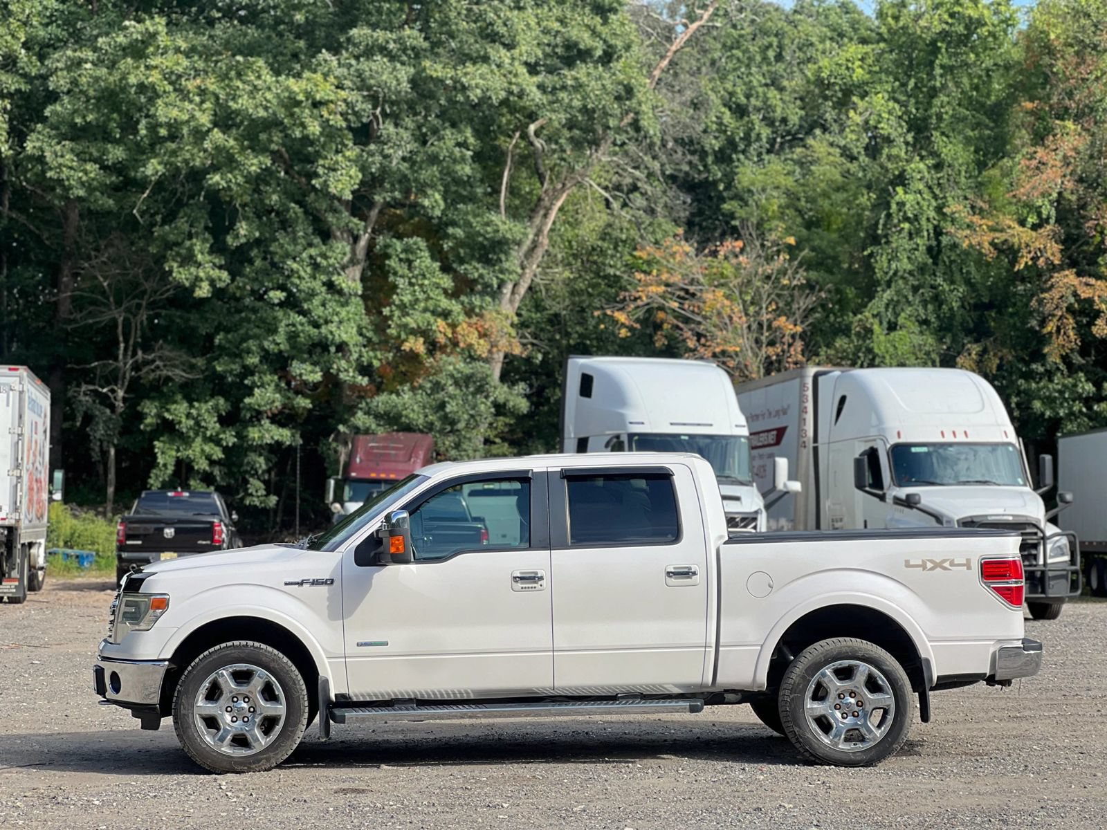 Used 2013 Ford F150 Lariat w/ Luxury Equipment Group AWD/4WD image 3