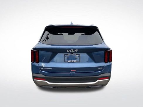 New 2025 Kia Sorento EX image 15